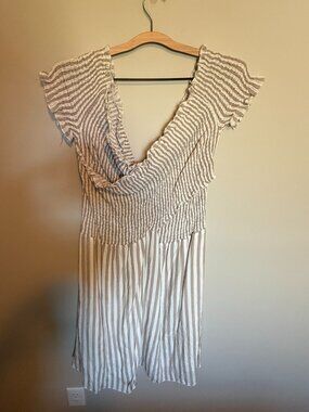 ePretty Smocked Ruffle Stripe Mini Dress Cream Taupe Size XL NWT